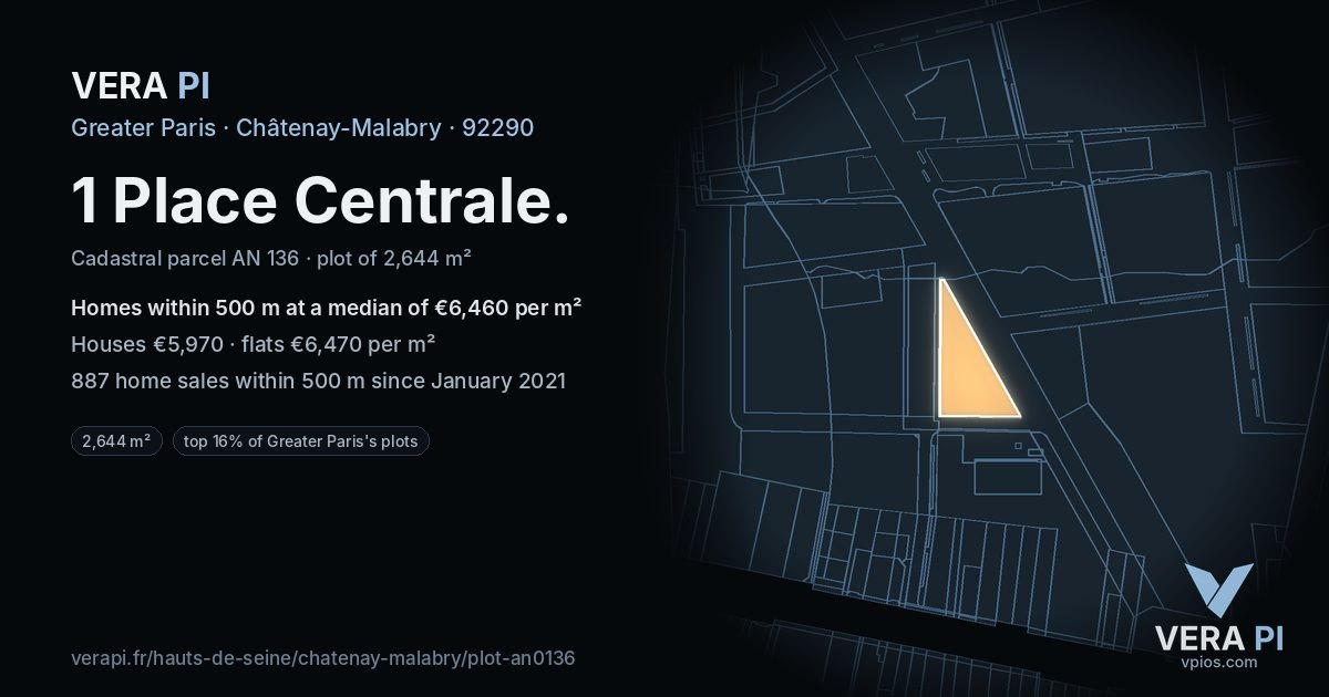 1 Place Centrale, Châtenay-Malabry at night – the plot lit, the parcels around coloured by the prices near them