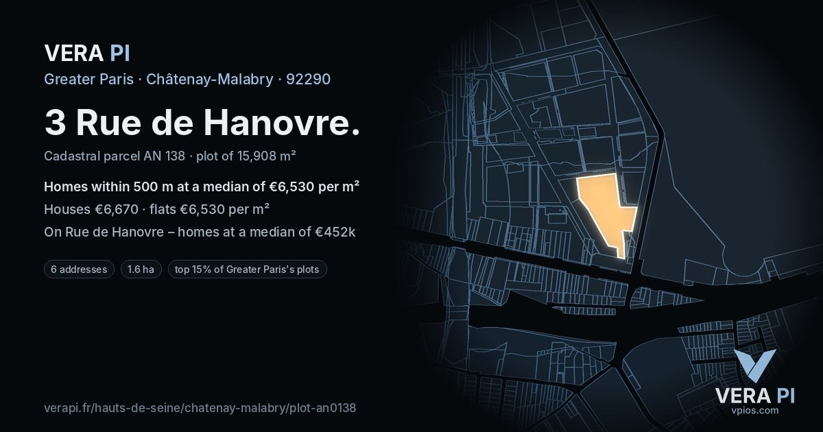3 Rue de Hanovre, Châtenay-Malabry at night – the plot lit, the parcels around coloured by the prices near them