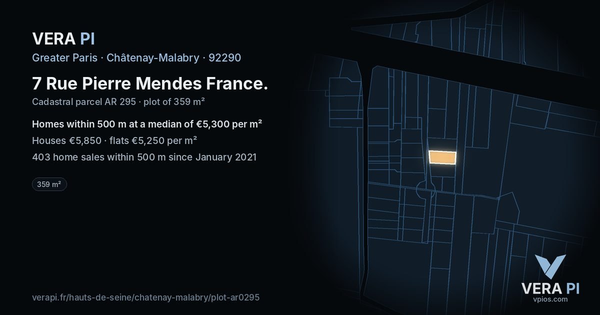 7 Rue Pierre Mendes France, Châtenay-Malabry at night – the plot lit, the parcels around coloured by the prices near them