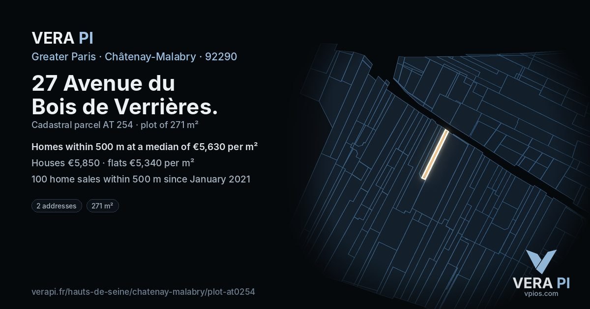27 Avenue du Bois de Verrières, Châtenay-Malabry at night – the plot lit, the parcels around coloured by the prices near them
