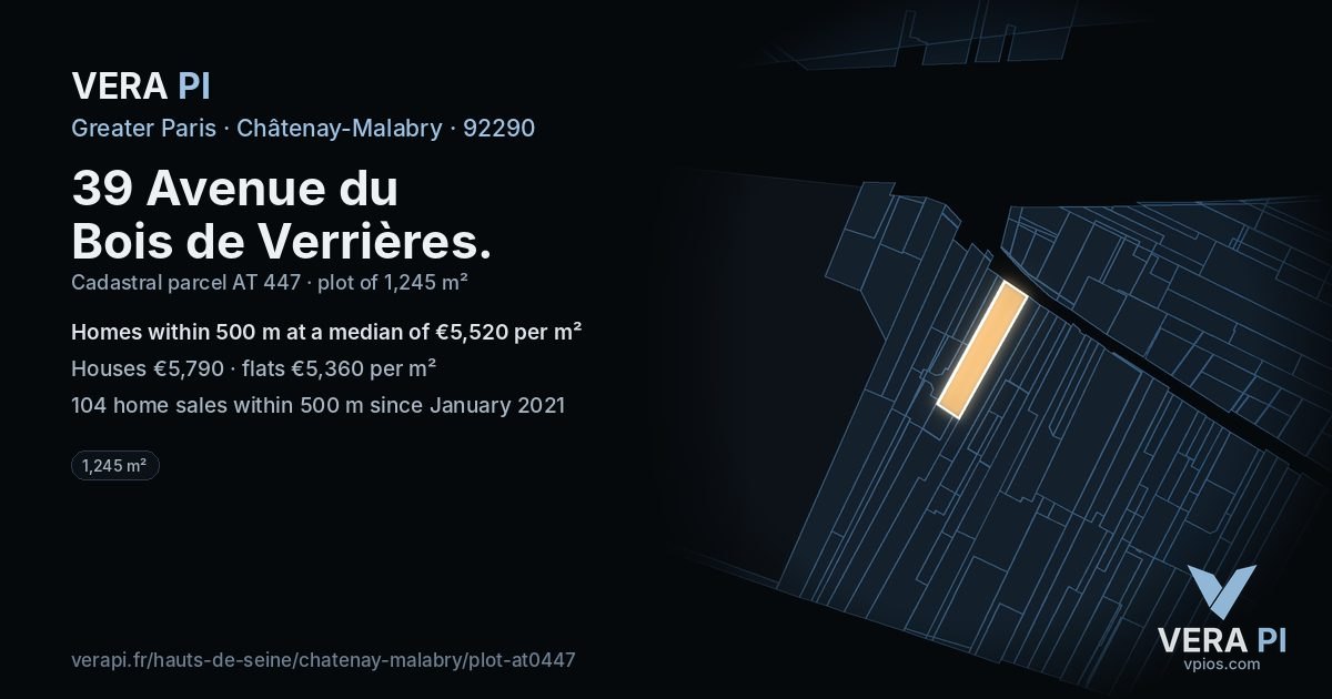 39 Avenue du Bois de Verrières, Châtenay-Malabry at night – the plot lit, the parcels around coloured by the prices near them