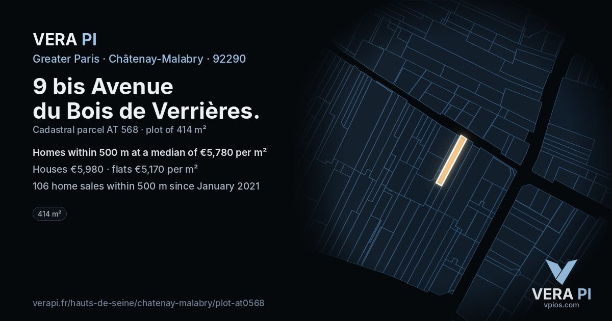 9 bis Avenue du Bois de Verrières, Châtenay-Malabry at night – the plot lit, the parcels around coloured by the prices near them