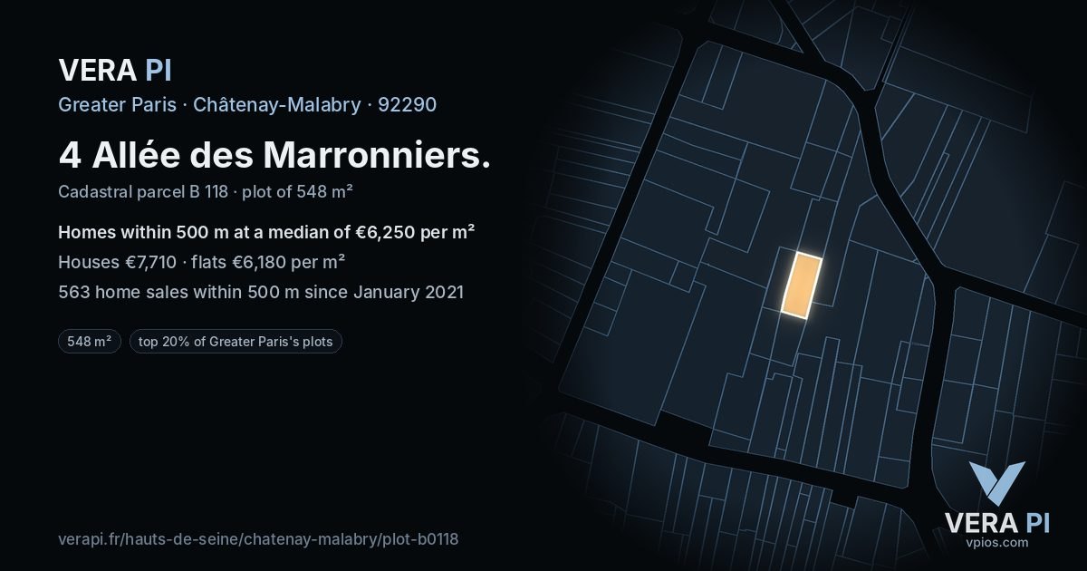 4 Allée des Marronniers, Châtenay-Malabry at night – the plot lit, the parcels around coloured by the prices near them
