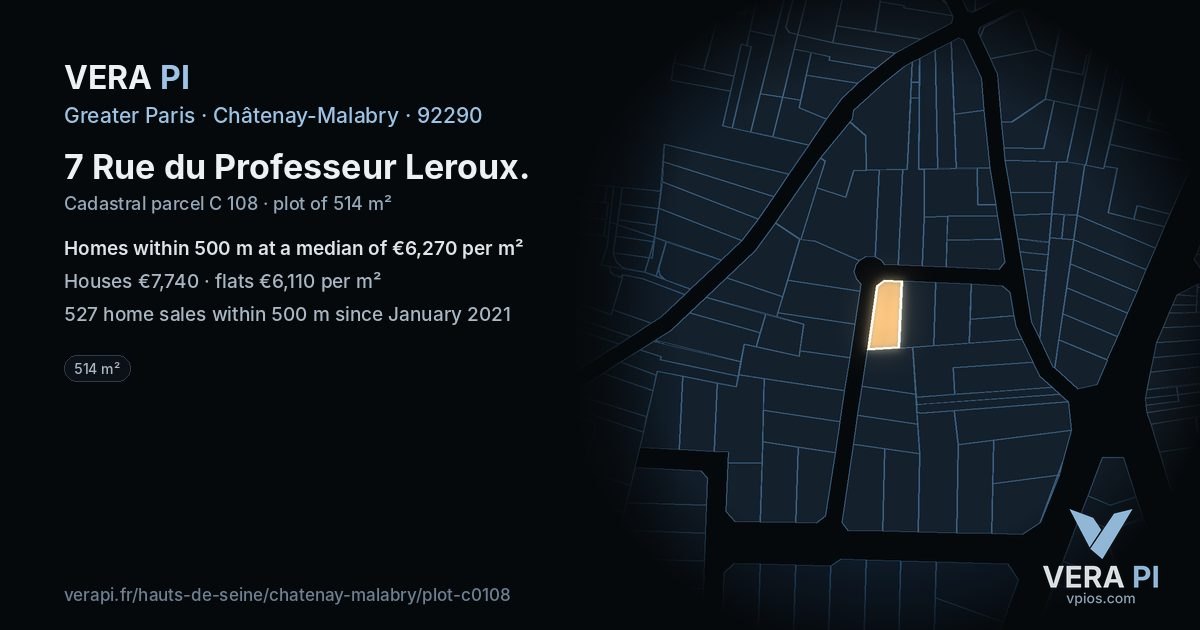 7 Rue du Professeur Leroux, Châtenay-Malabry at night – the plot lit, the parcels around coloured by the prices near them