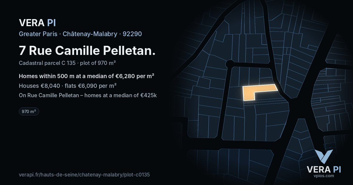 7 Rue Camille Pelletan, Châtenay-Malabry at night – the plot lit, the parcels around coloured by the prices near them