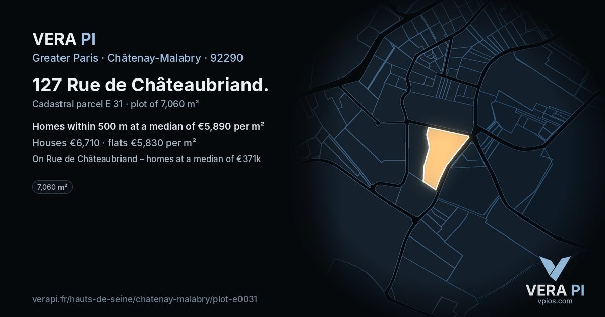 127 Rue de Châteaubriand, Châtenay-Malabry at night – the plot lit, the parcels around coloured by the prices near them