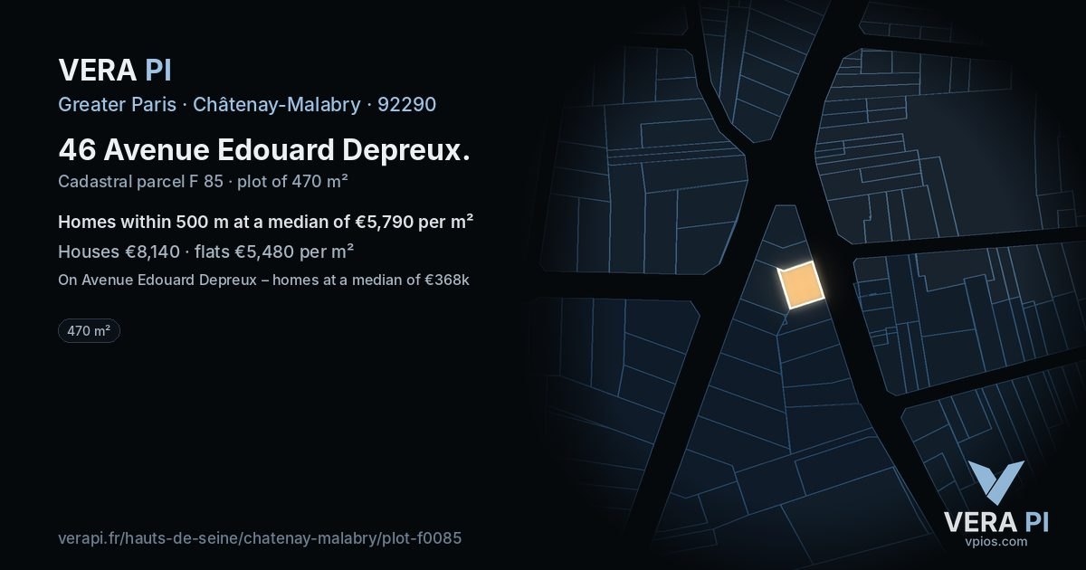46 Avenue Edouard Depreux, Châtenay-Malabry at night – the plot lit, the parcels around coloured by the prices near them