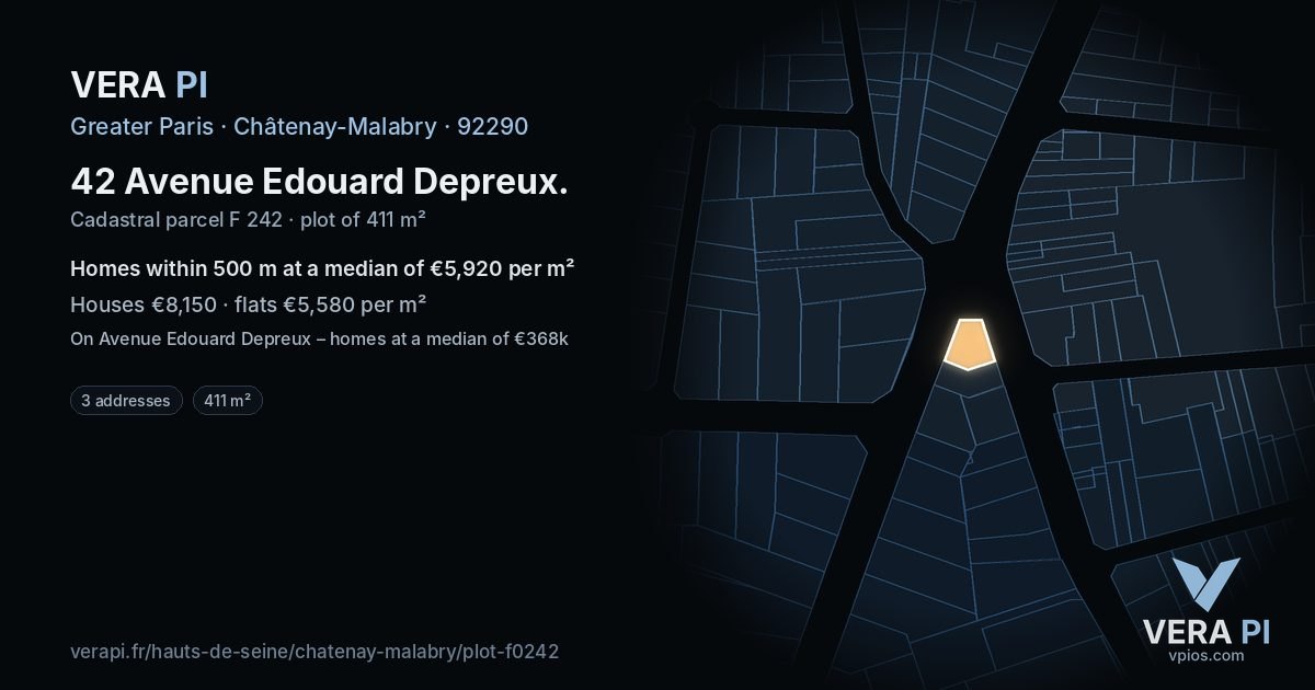 42 Avenue Edouard Depreux, Châtenay-Malabry at night – the plot lit, the parcels around coloured by the prices near them