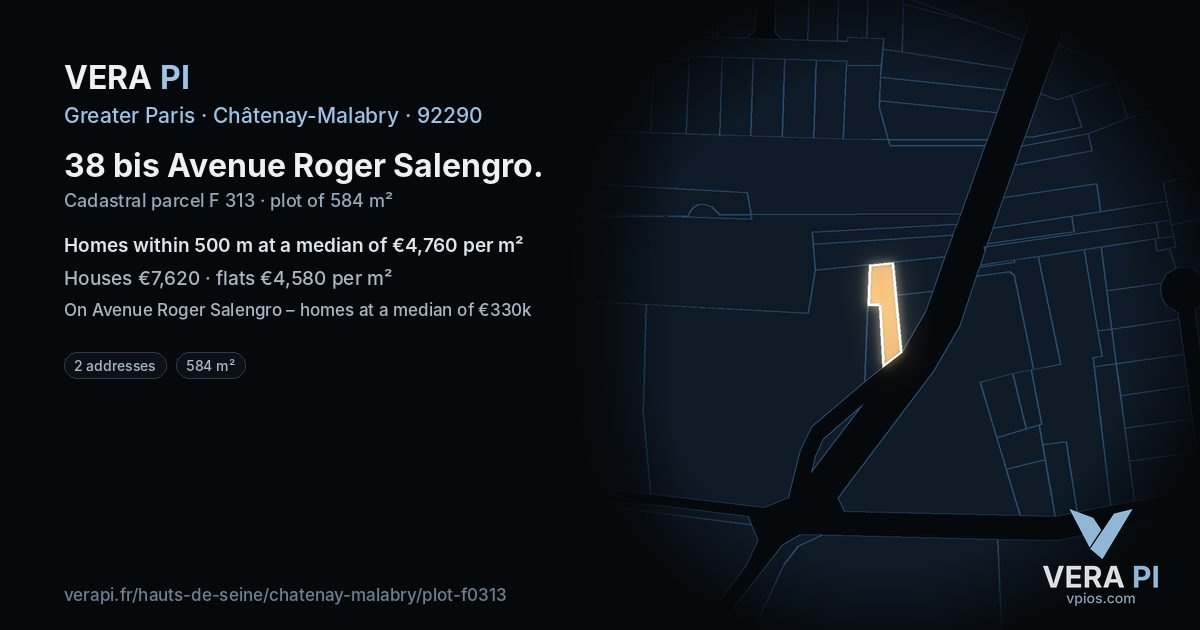 38 bis Avenue Roger Salengro, Châtenay-Malabry at night – the plot lit, the parcels around coloured by the prices near them