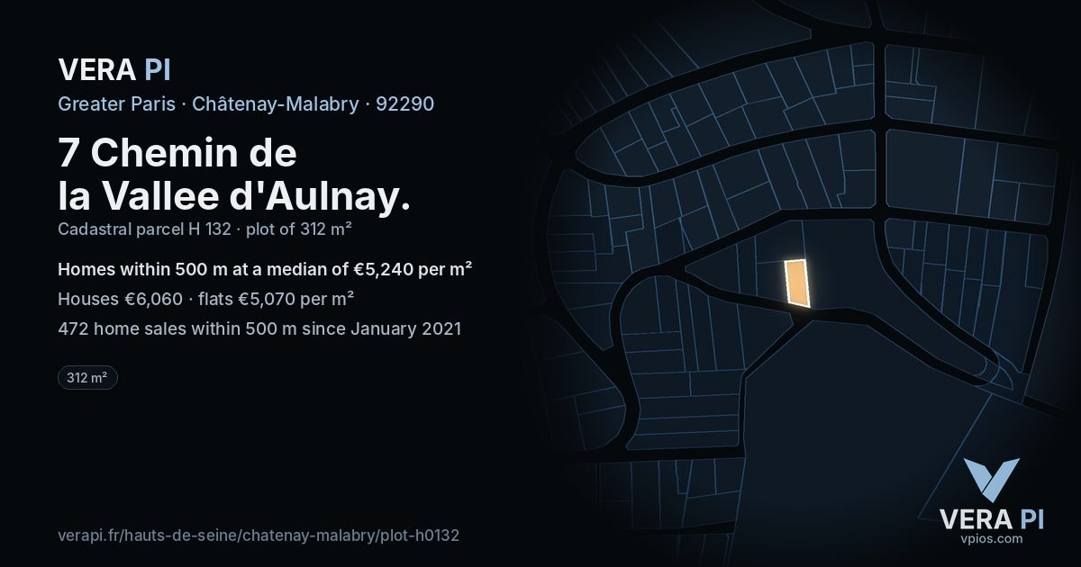 7 Chemin de la Vallee d'Aulnay, Châtenay-Malabry at night – the plot lit, the parcels around coloured by the prices near them