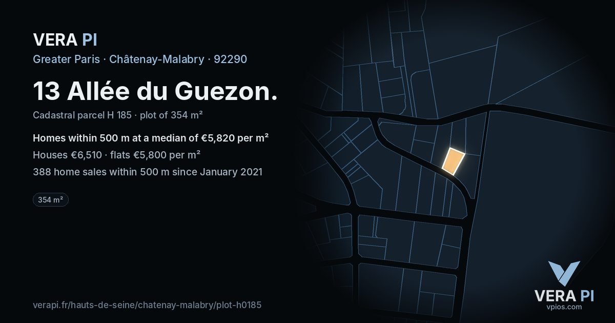 13 Allée du Guezon, Châtenay-Malabry at night – the plot lit, the parcels around coloured by the prices near them