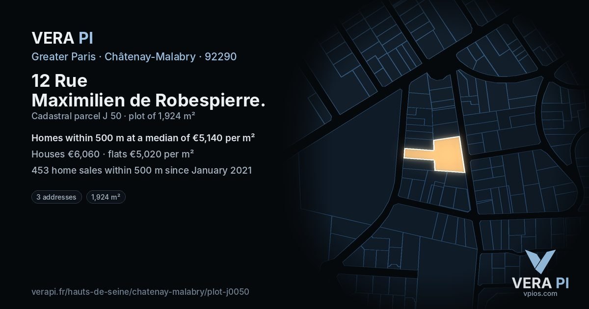 12 Rue Maximilien de Robespierre, Châtenay-Malabry at night – the plot lit, the parcels around coloured by the prices near them