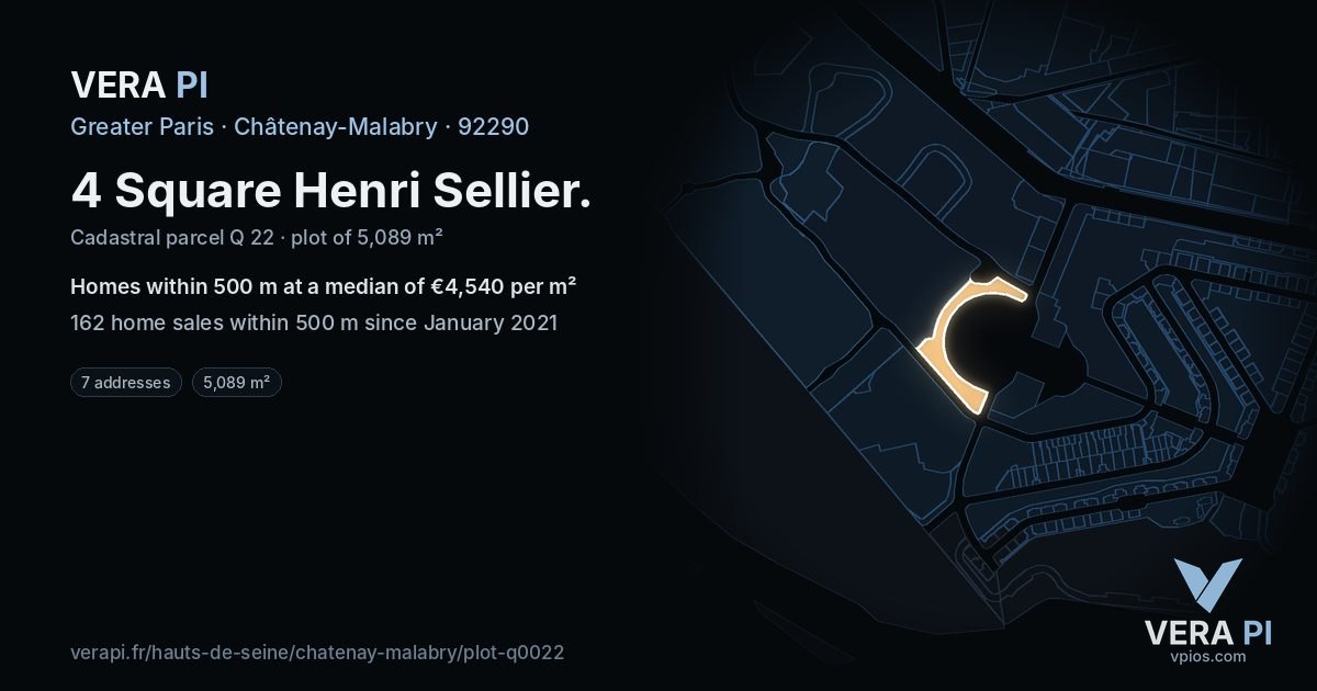 4 Square Henri Sellier, Châtenay-Malabry at night – the plot lit, the parcels around coloured by the prices near them