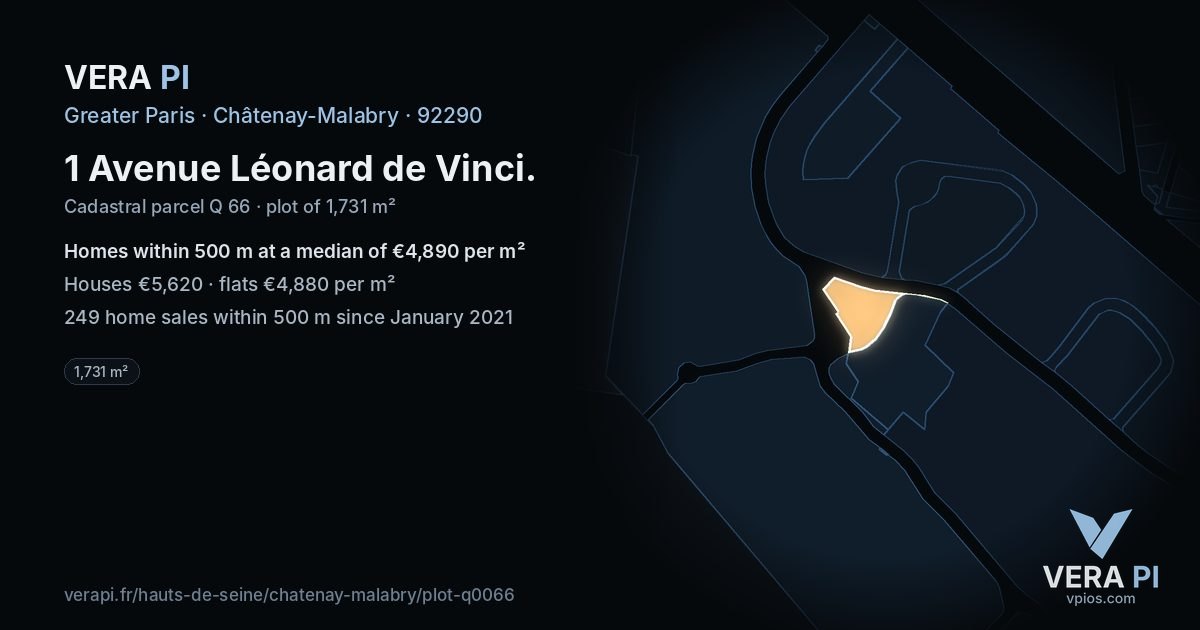 1 Avenue Léonard de Vinci, Châtenay-Malabry at night – the plot lit, the parcels around coloured by the prices near them