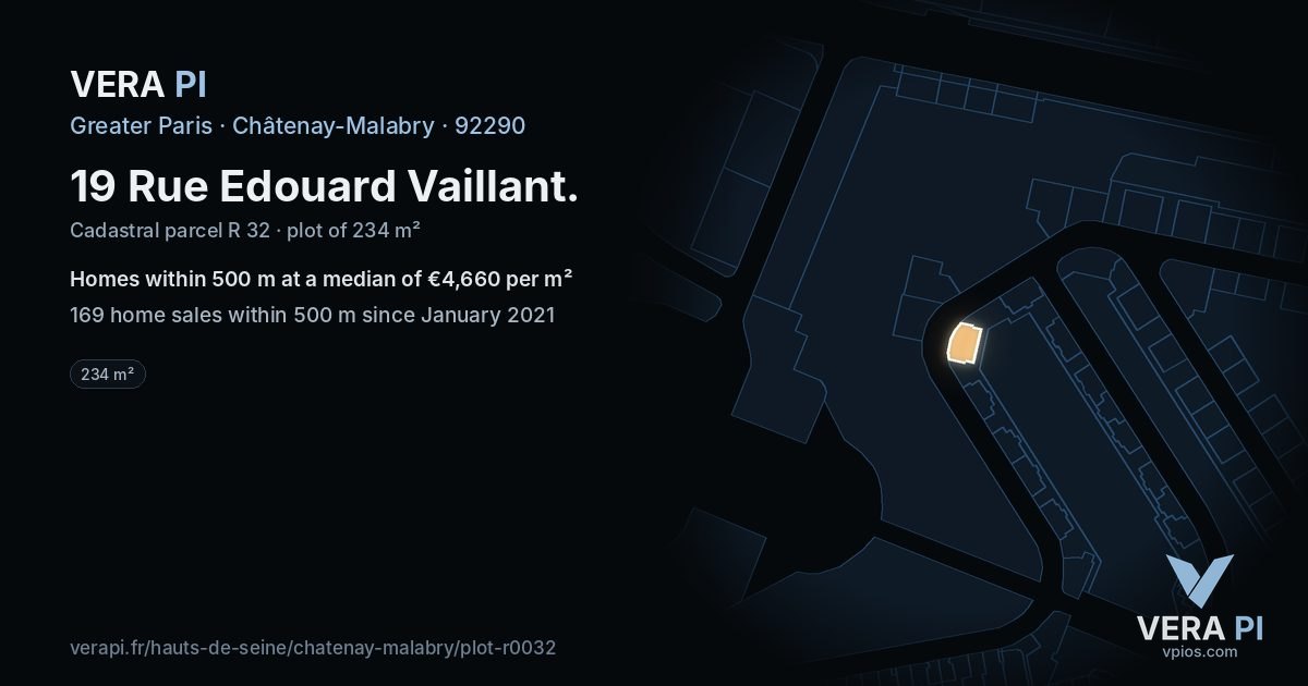 19 Rue Edouard Vaillant, Châtenay-Malabry at night – the plot lit, the parcels around coloured by the prices near them