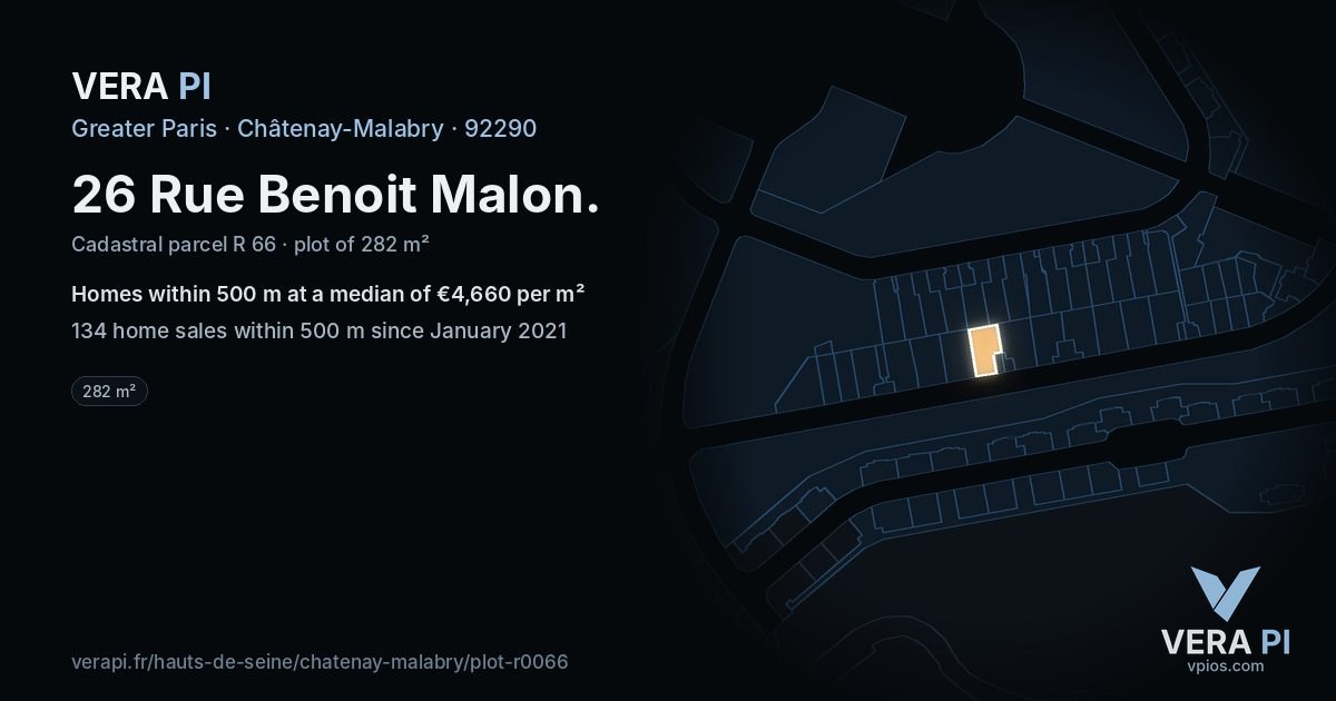 26 Rue Benoit Malon, Châtenay-Malabry at night – the plot lit, the parcels around coloured by the prices near them