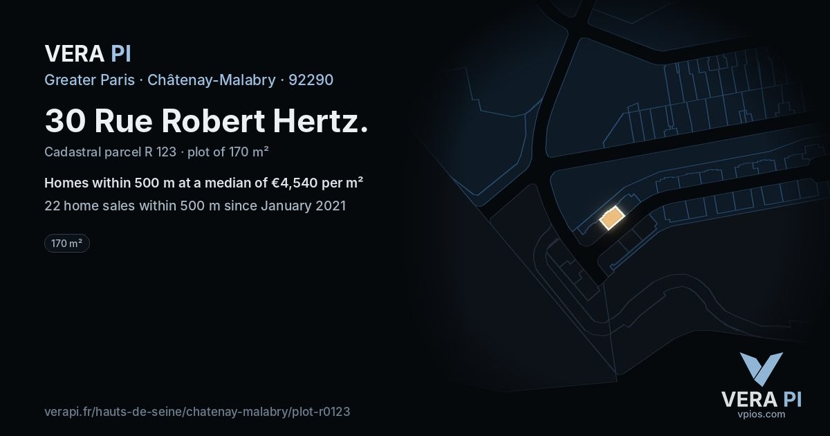 30 Rue Robert Hertz, Châtenay-Malabry at night – the plot lit, the parcels around coloured by the prices near them