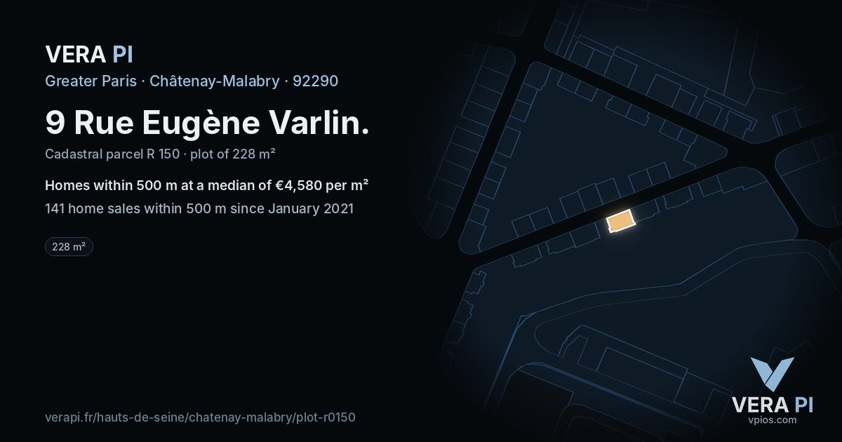 9 Rue Eugène Varlin, Châtenay-Malabry at night – the plot lit, the parcels around coloured by the prices near them