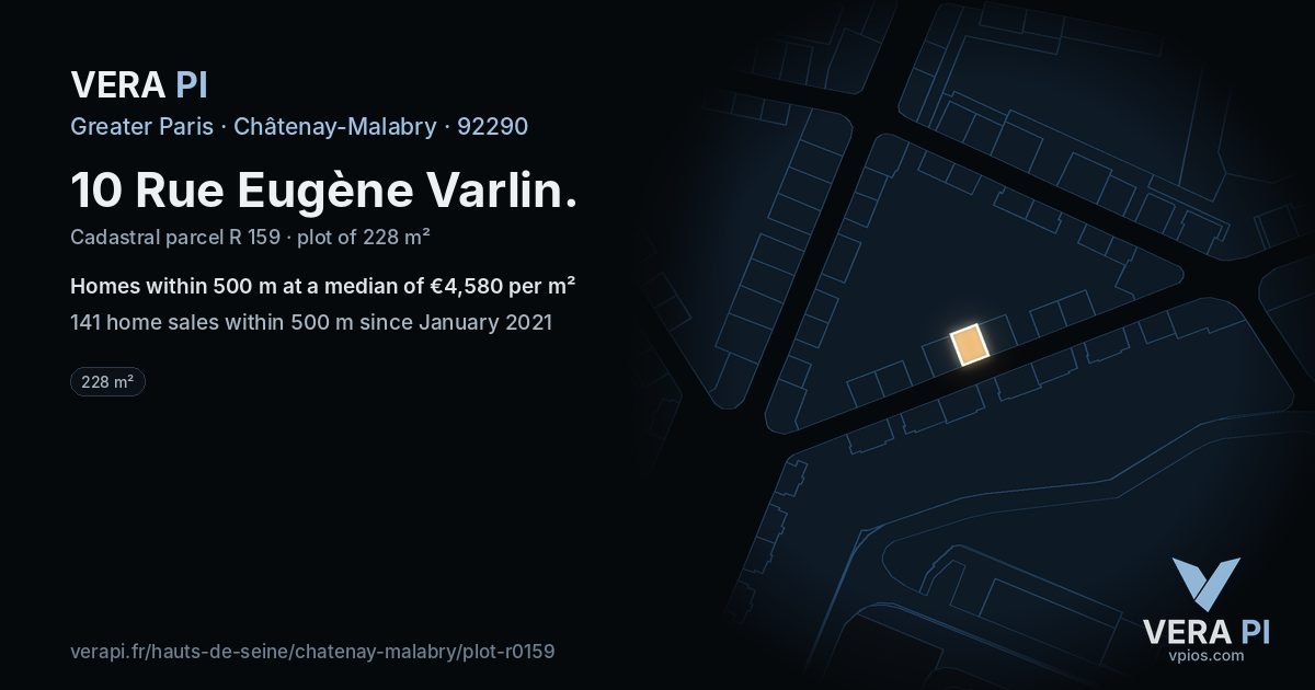 10 Rue Eugène Varlin, Châtenay-Malabry at night – the plot lit, the parcels around coloured by the prices near them