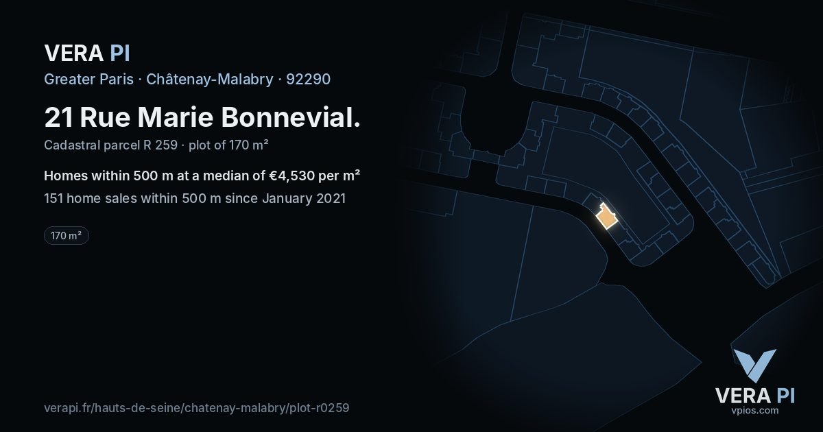 21 Rue Marie Bonnevial, Châtenay-Malabry at night – the plot lit, the parcels around coloured by the prices near them