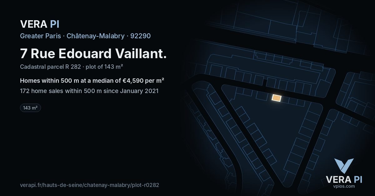 7 Rue Edouard Vaillant, Châtenay-Malabry at night – the plot lit, the parcels around coloured by the prices near them