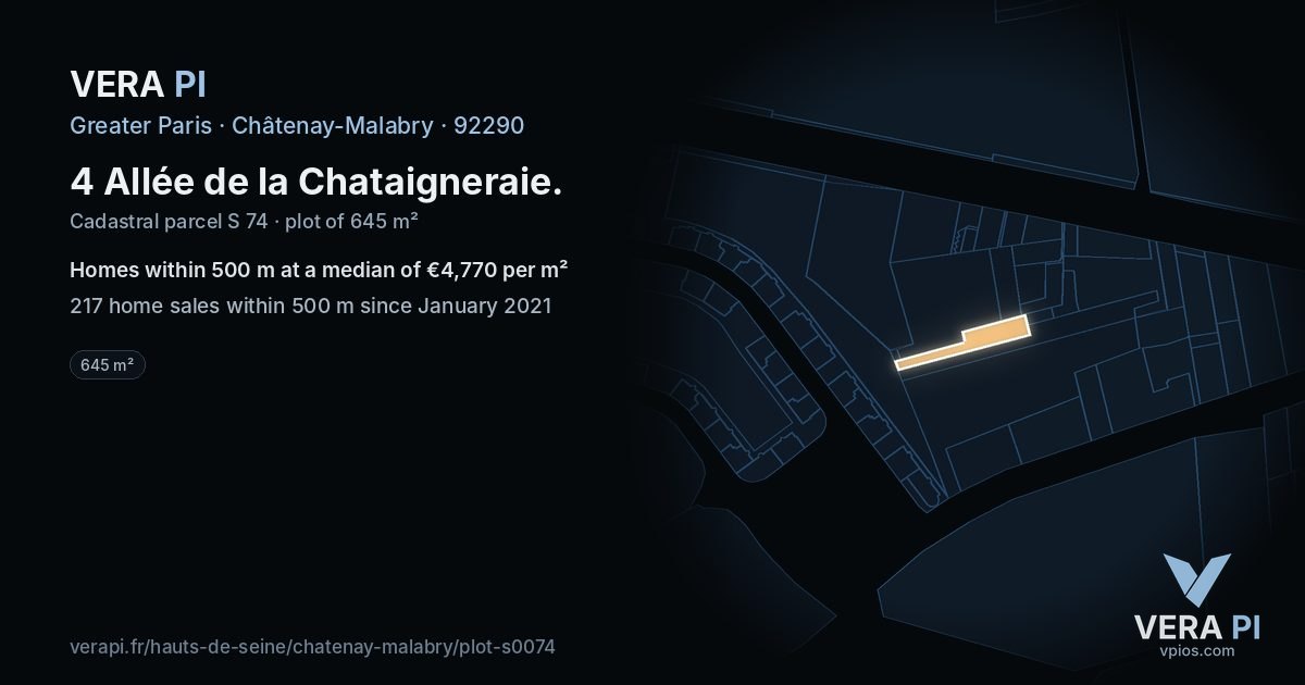 4 Allée de la Chataigneraie, Châtenay-Malabry at night – the plot lit, the parcels around coloured by the prices near them