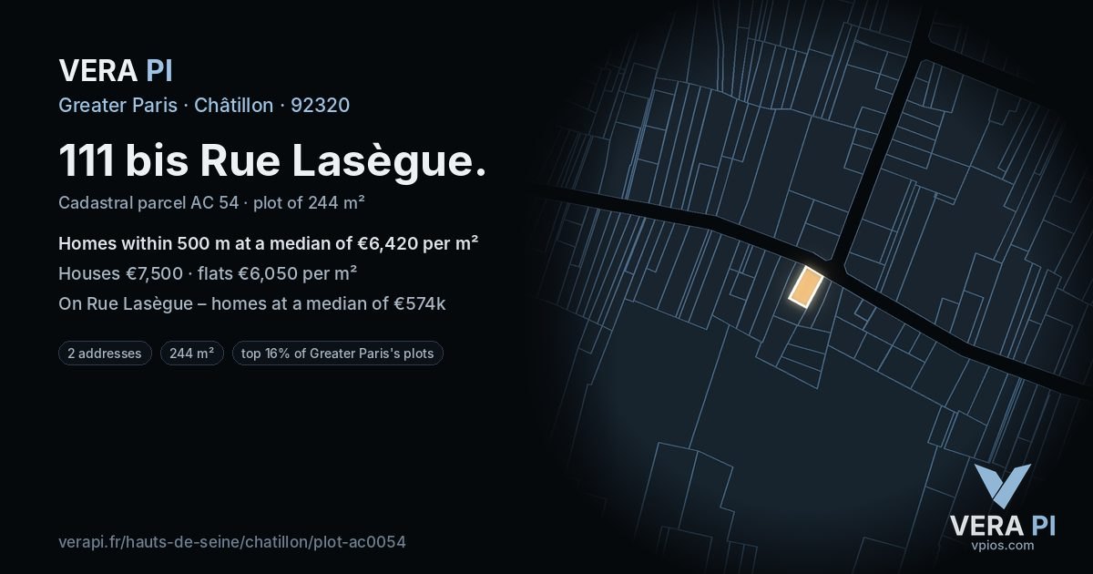 111 bis Rue Lasègue, Châtillon at night – the plot lit, the parcels around coloured by the prices near them