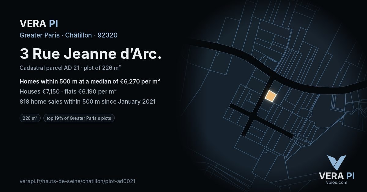 3 Rue Jeanne d’Arc, Châtillon at night – the plot lit, the parcels around coloured by the prices near them