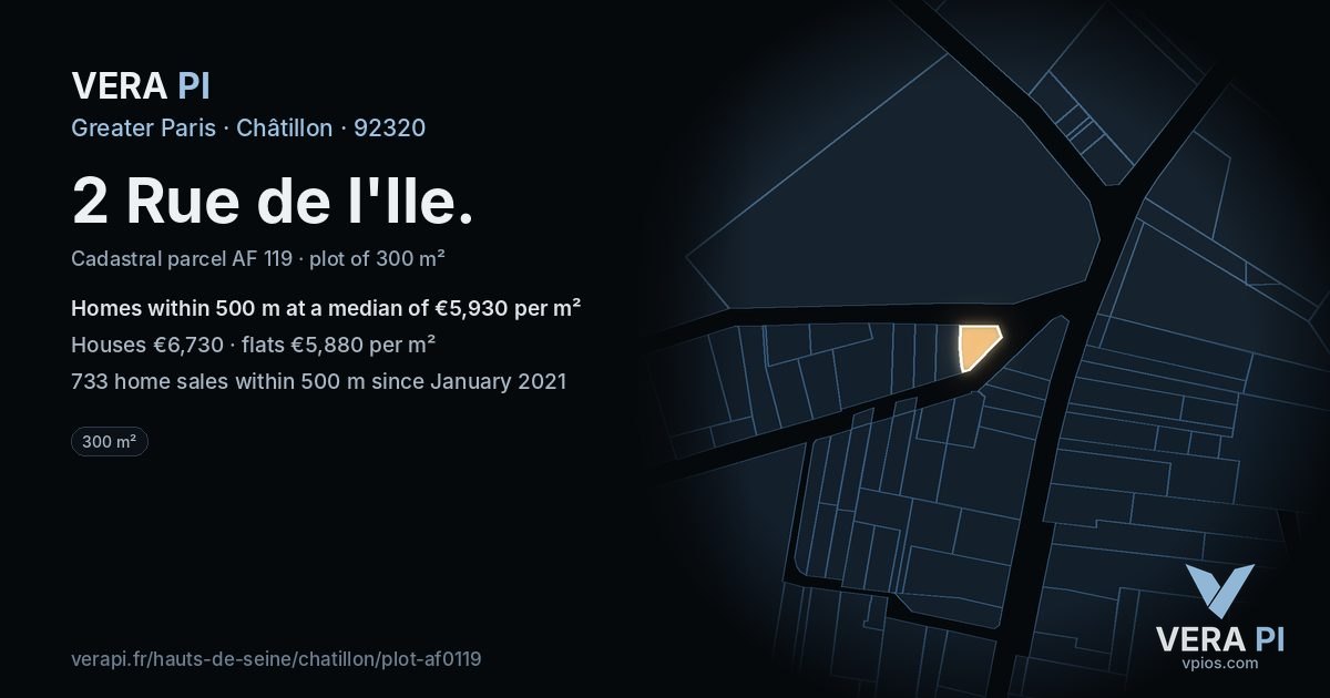 2 Rue de l'Ile, Châtillon at night – the plot lit, the parcels around coloured by the prices near them