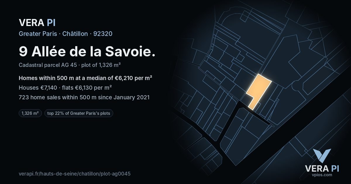 9 Allée de la Savoie, Châtillon at night – the plot lit, the parcels around coloured by the prices near them