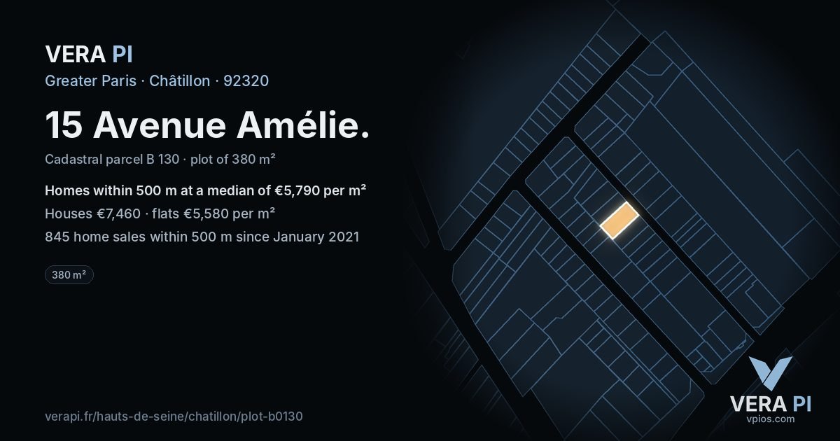 15 Avenue Amélie, Châtillon at night – the plot lit, the parcels around coloured by the prices near them