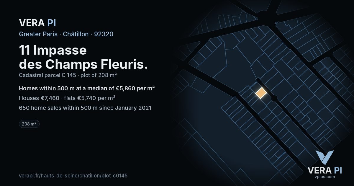 11 Impasse des Champs Fleuris, Châtillon at night – the plot lit, the parcels around coloured by the prices near them