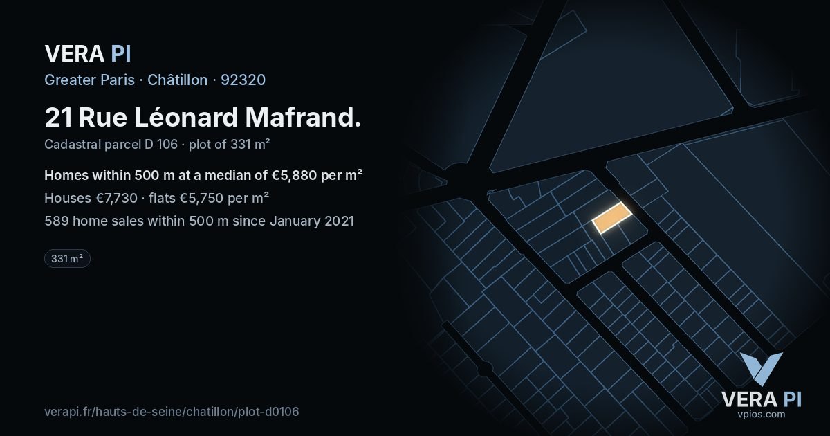 21 Rue Léonard Mafrand, Châtillon at night – the plot lit, the parcels around coloured by the prices near them