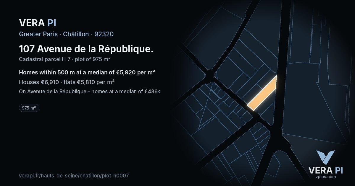107 Avenue de la République, Châtillon at night – the plot lit, the parcels around coloured by the prices near them