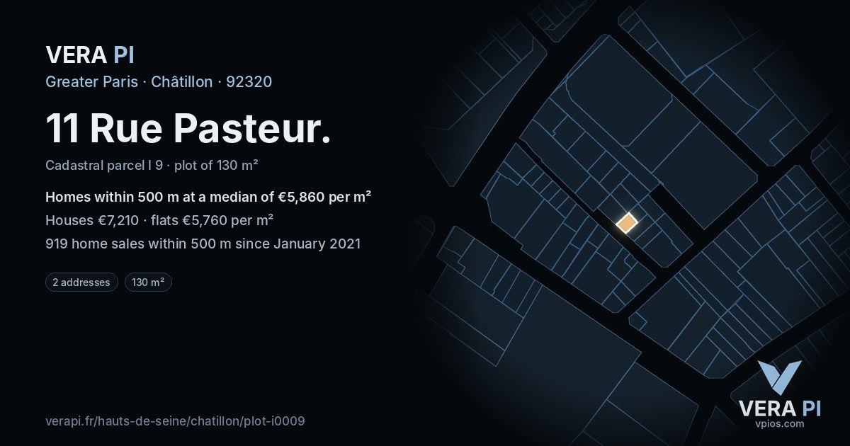 11 Rue Pasteur, Châtillon at night – the plot lit, the parcels around coloured by the prices near them
