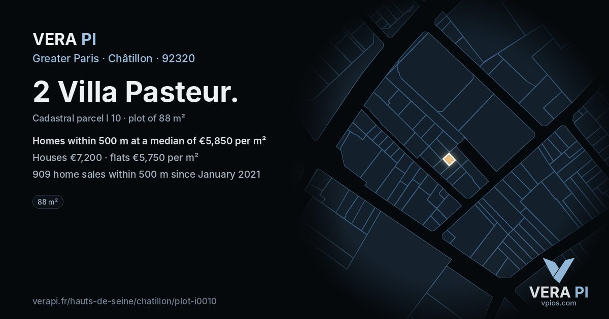 2 Villa Pasteur, Châtillon at night – the plot lit, the parcels around coloured by the prices near them