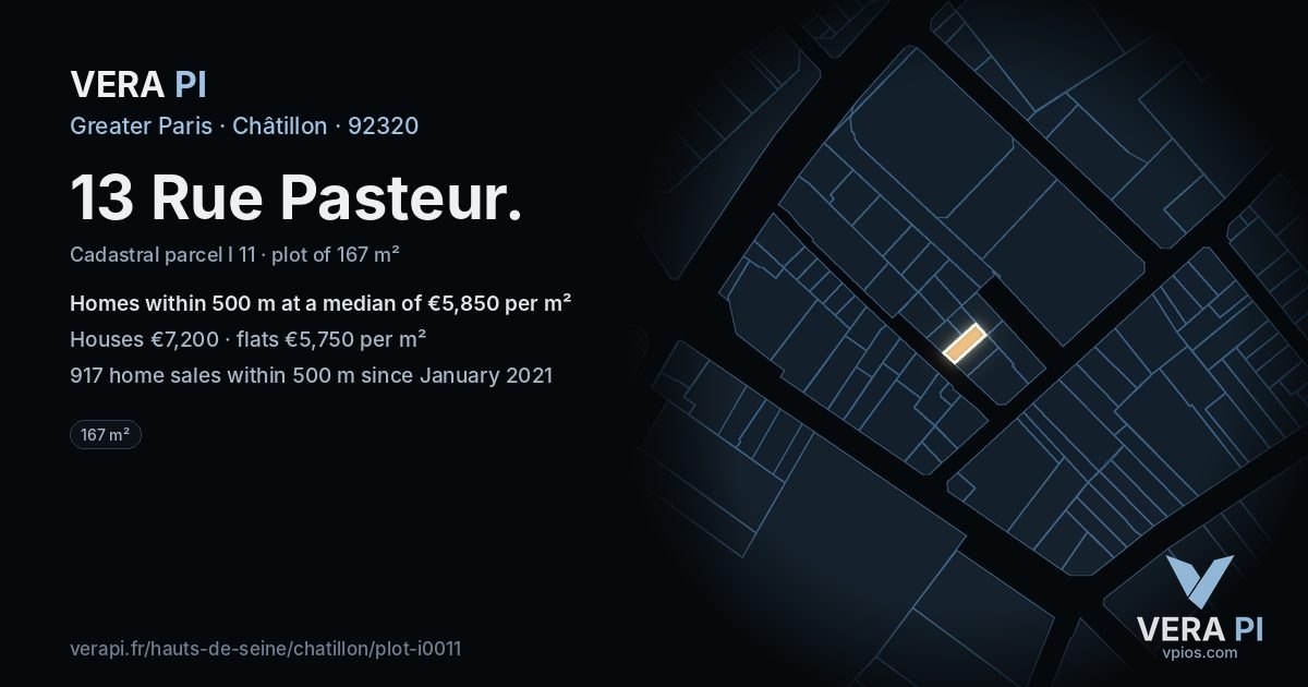13 Rue Pasteur, Châtillon at night – the plot lit, the parcels around coloured by the prices near them