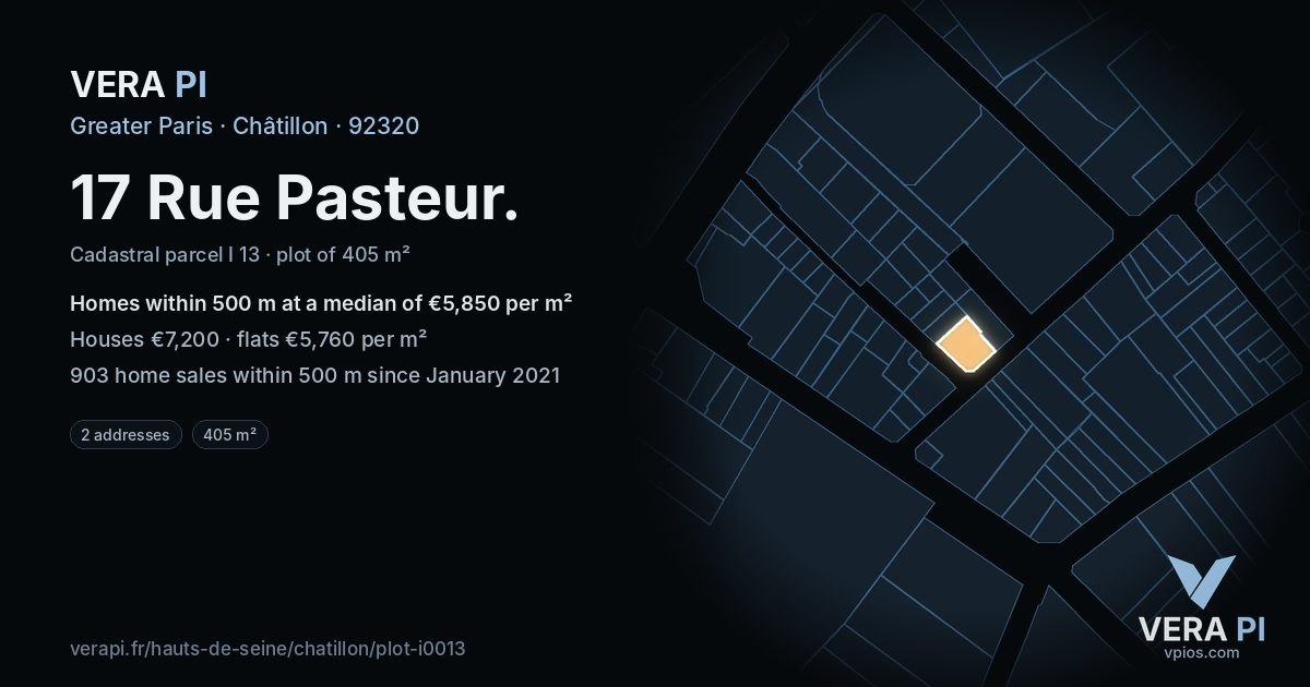 17 Rue Pasteur, Châtillon at night – the plot lit, the parcels around coloured by the prices near them