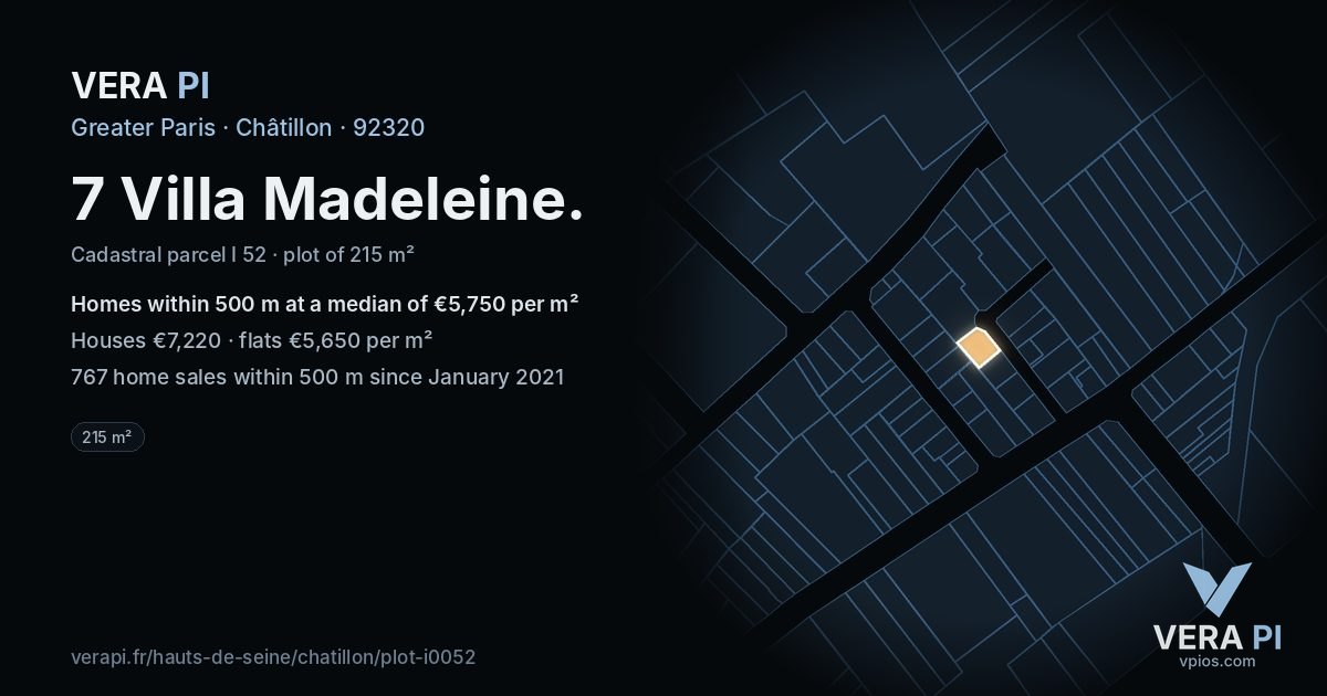 7 Villa Madeleine, Châtillon at night – the plot lit, the parcels around coloured by the prices near them
