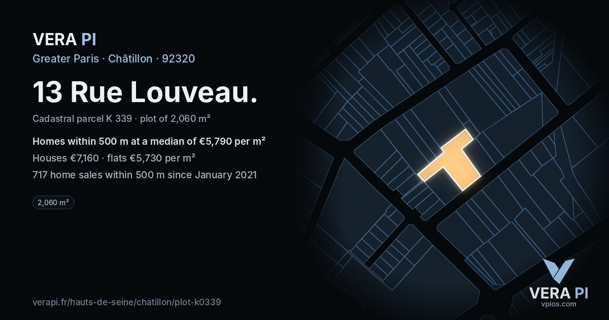 13 Rue Louveau, Châtillon at night – the plot lit, the parcels around coloured by the prices near them