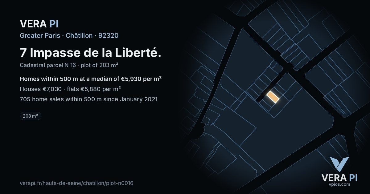 7 Impasse de la Liberté, Châtillon at night – the plot lit, the parcels around coloured by the prices near them
