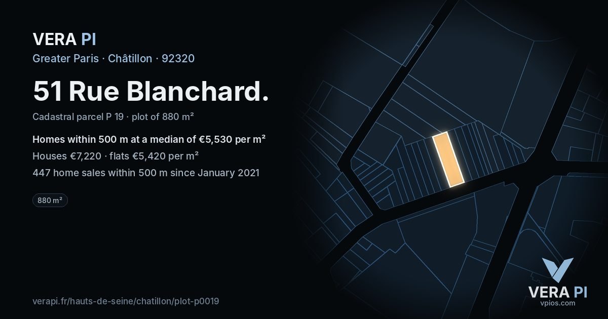 51 Rue Blanchard, Châtillon at night – the plot lit, the parcels around coloured by the prices near them