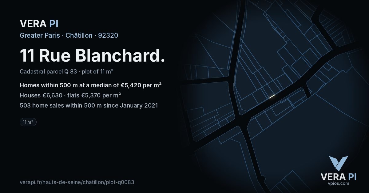 11 Rue Blanchard, Châtillon at night – the plot lit, the parcels around coloured by the prices near them
