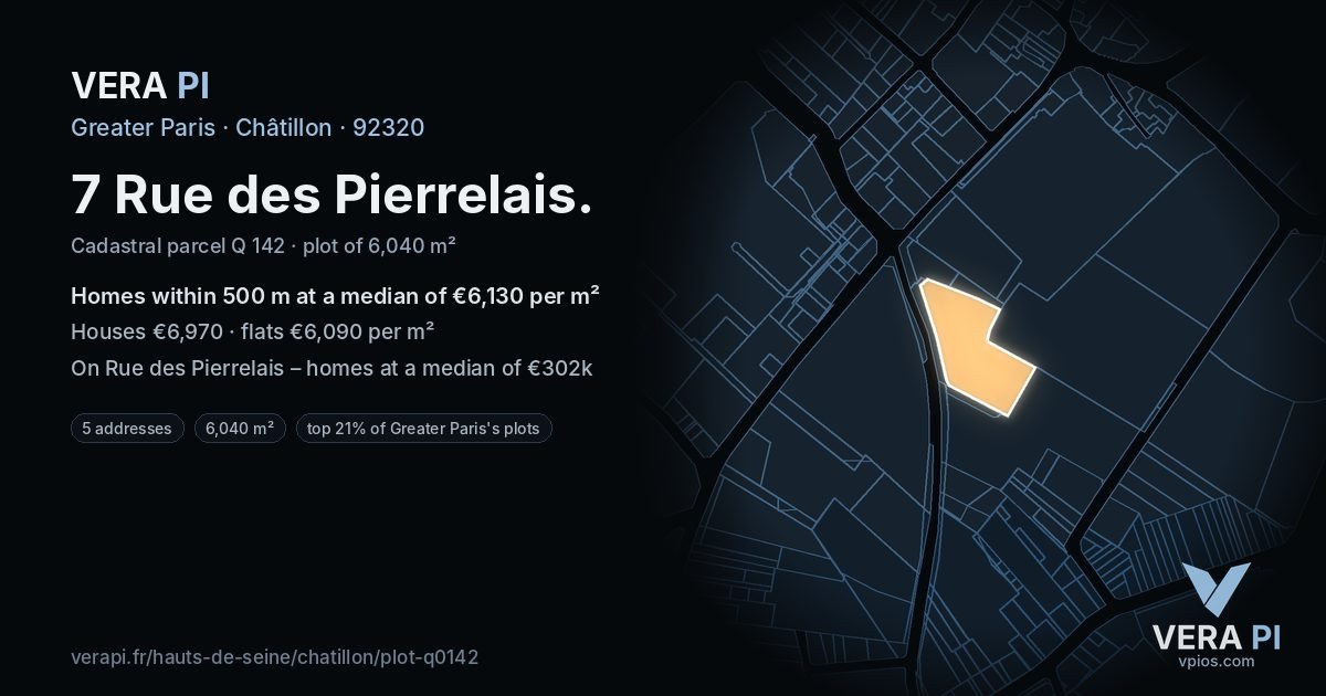 7 Rue des Pierrelais, Châtillon at night – the plot lit, the parcels around coloured by the prices near them
