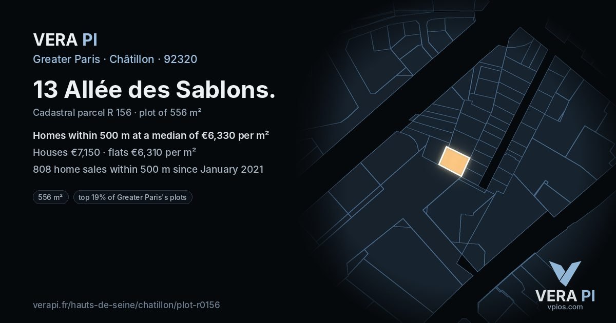 13 Allée des Sablons, Châtillon at night – the plot lit, the parcels around coloured by the prices near them
