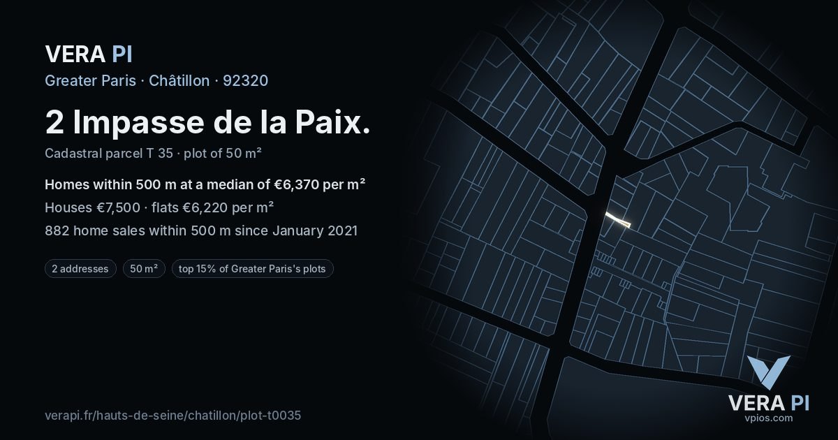 2 Impasse de la Paix, Châtillon at night – the plot lit, the parcels around coloured by the prices near them