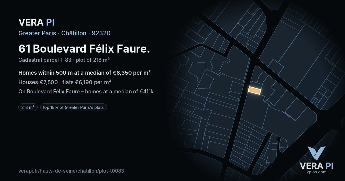 61 Boulevard Félix Faure, Châtillon at night – the plot lit, the parcels around coloured by the prices near them