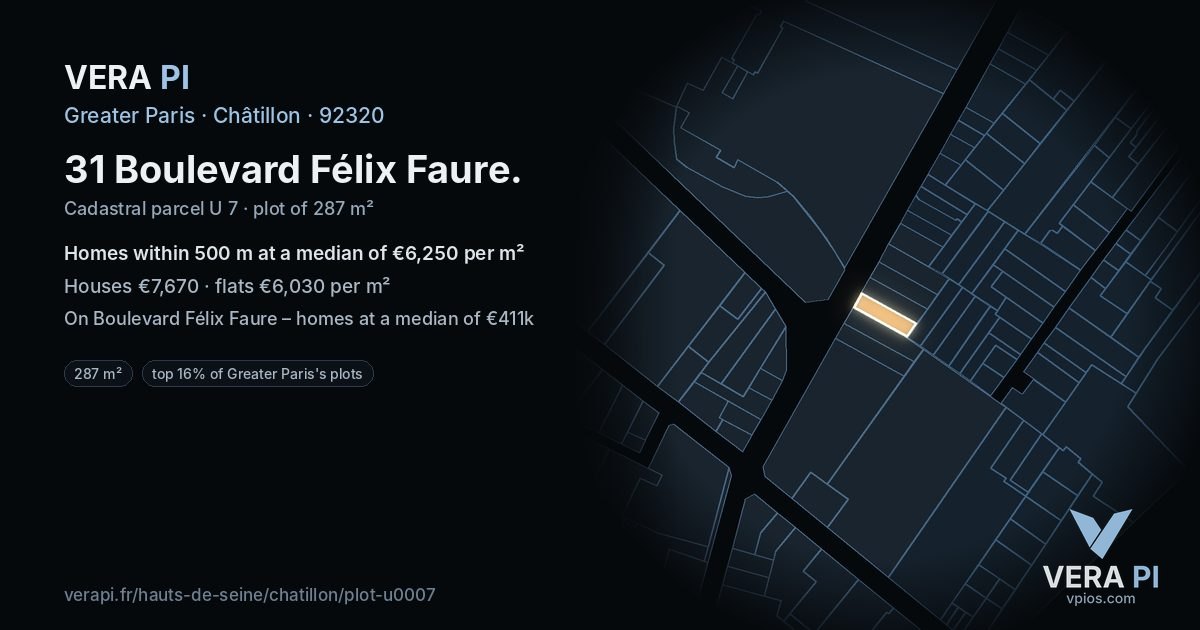 31 Boulevard Félix Faure, Châtillon at night – the plot lit, the parcels around coloured by the prices near them