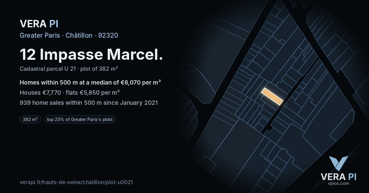 12 Impasse Marcel, Châtillon at night – the plot lit, the parcels around coloured by the prices near them