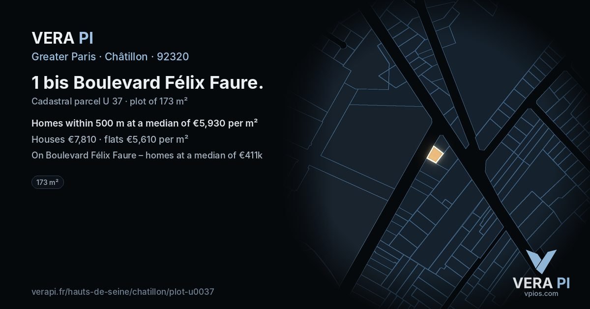 1 bis Boulevard Félix Faure, Châtillon at night – the plot lit, the parcels around coloured by the prices near them